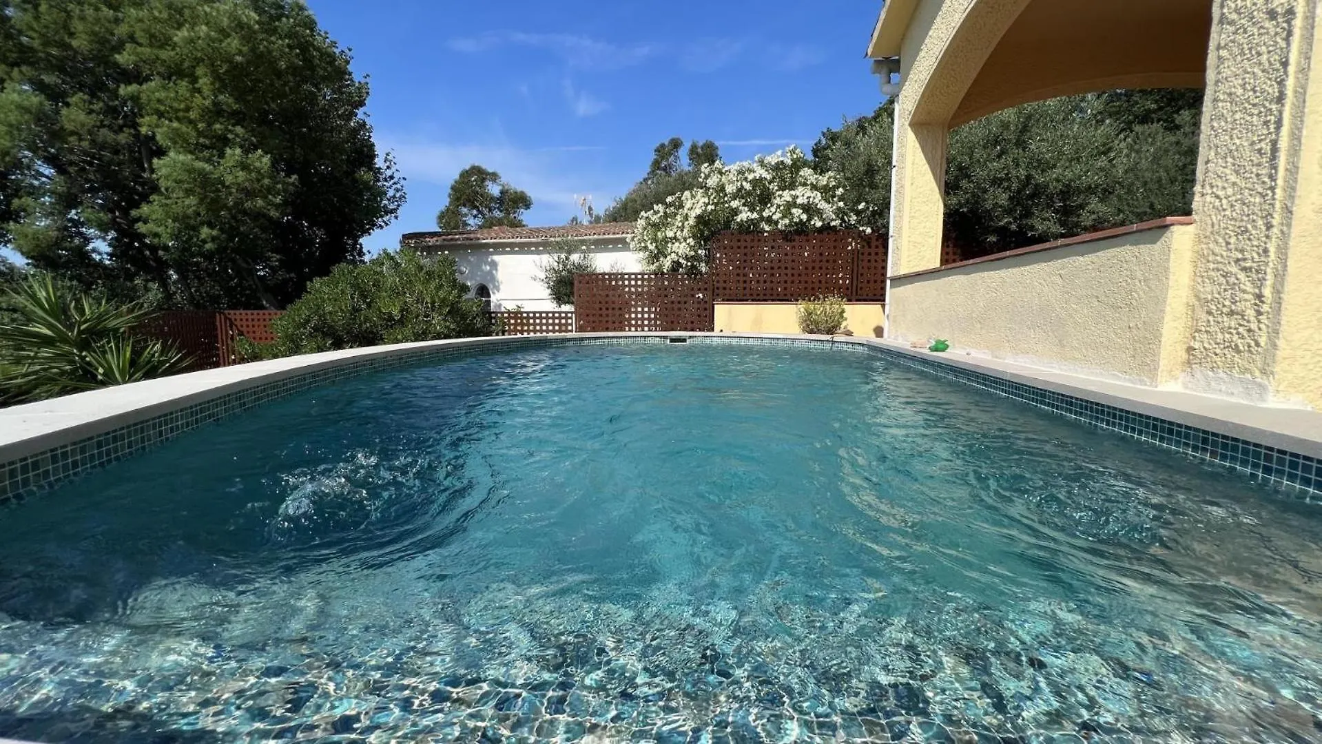 펜션 셀바 데 마르 Preciosa Casa En Mas Fumats Con Piscina Y Bonitas Vistas 빌라
